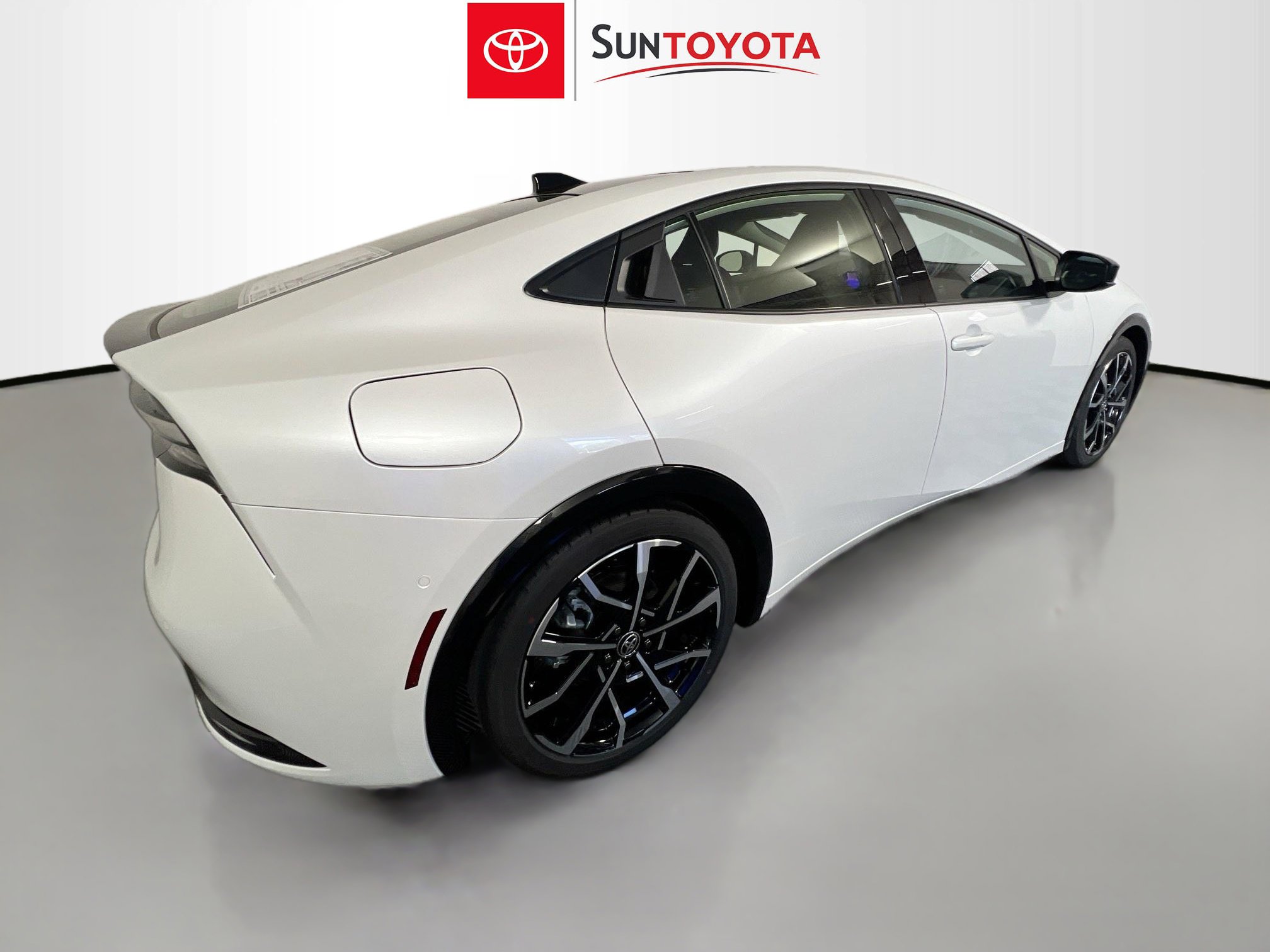 New 2026 Toyota Prius Plug-In Hybrid image 4