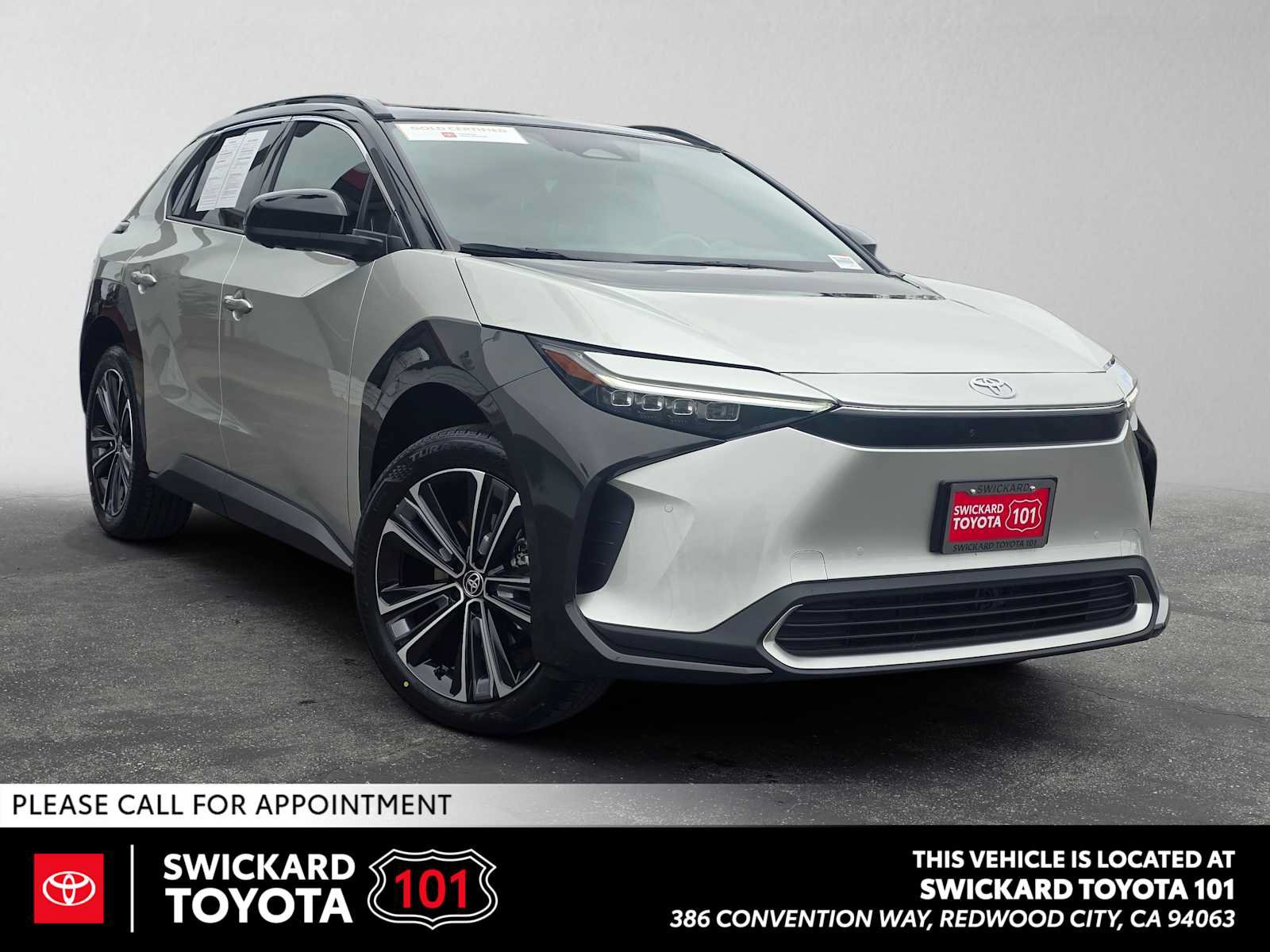 Used 2023 Toyota bZ4X FWD w/ Weather Package image 1