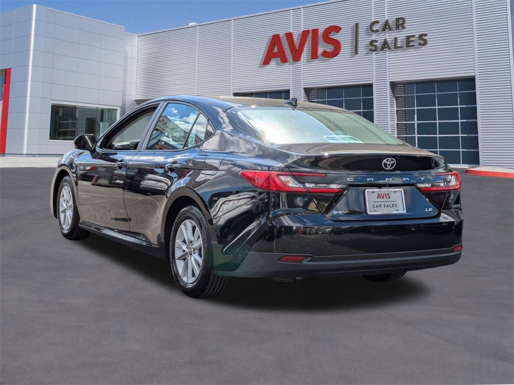 Used 2025 Toyota Camry LE image 9
