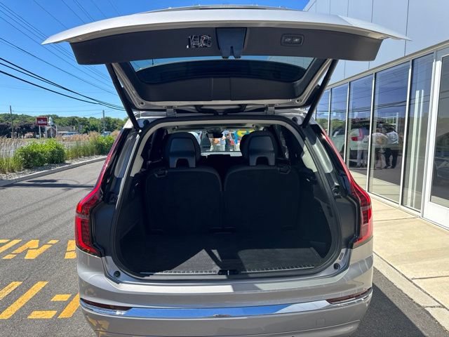 Certified 2025 Volvo XC90 B6 Plus AWD/4WD image 11