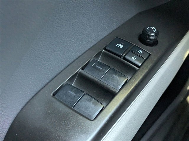 Used 2022 Toyota Camry LE image 22