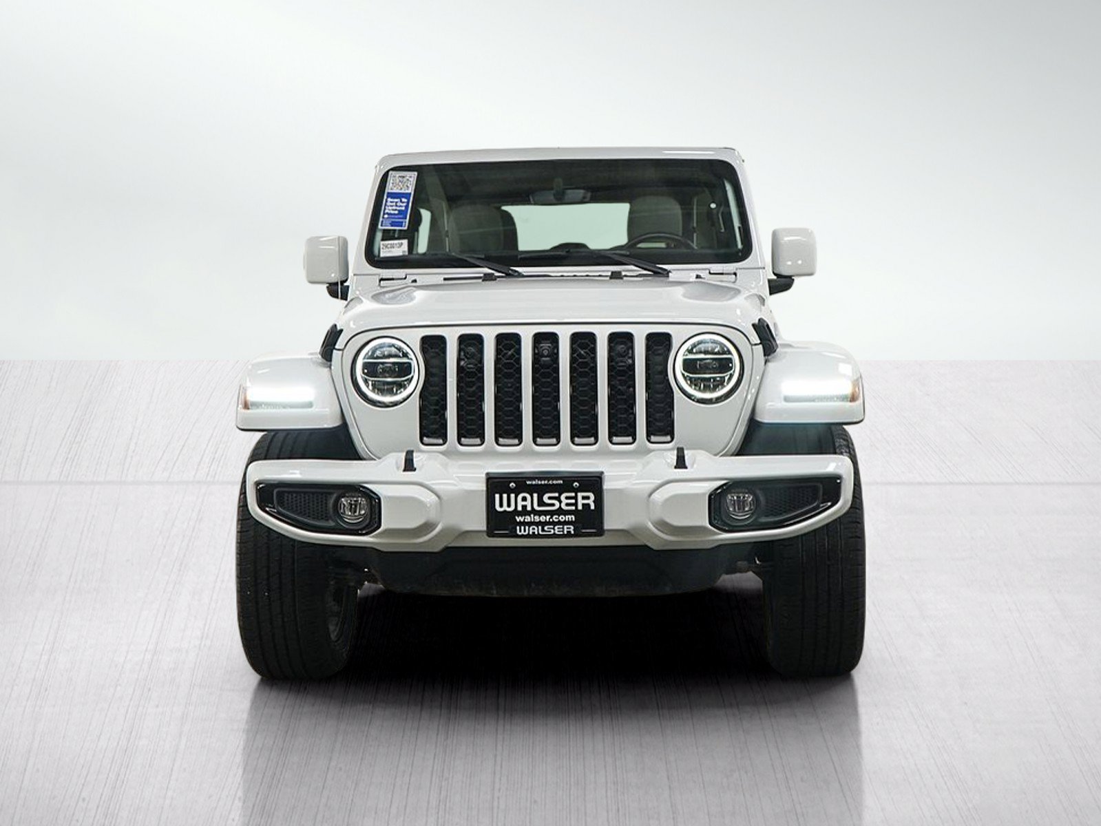 Used 2022 Jeep Wrangler Unlimited Sahara AWD/4WD image 9