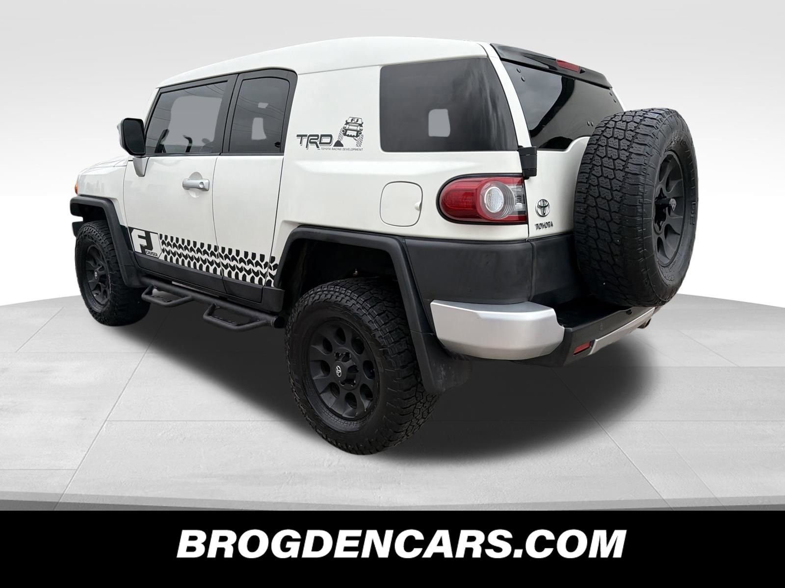 Used 2013 Toyota FJ Cruiser 4WD image 6
