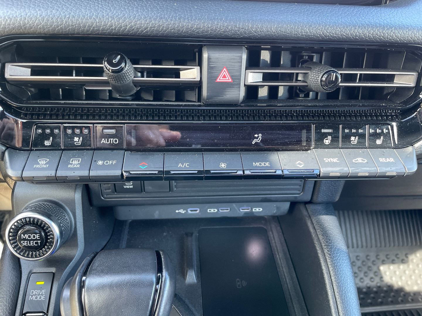 Certified 2024 Toyota Land Cruiser w/ Premium Package AWD/4WD image 27