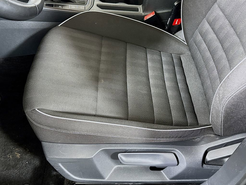 Used 2024 Volkswagen Jetta Sport image 18