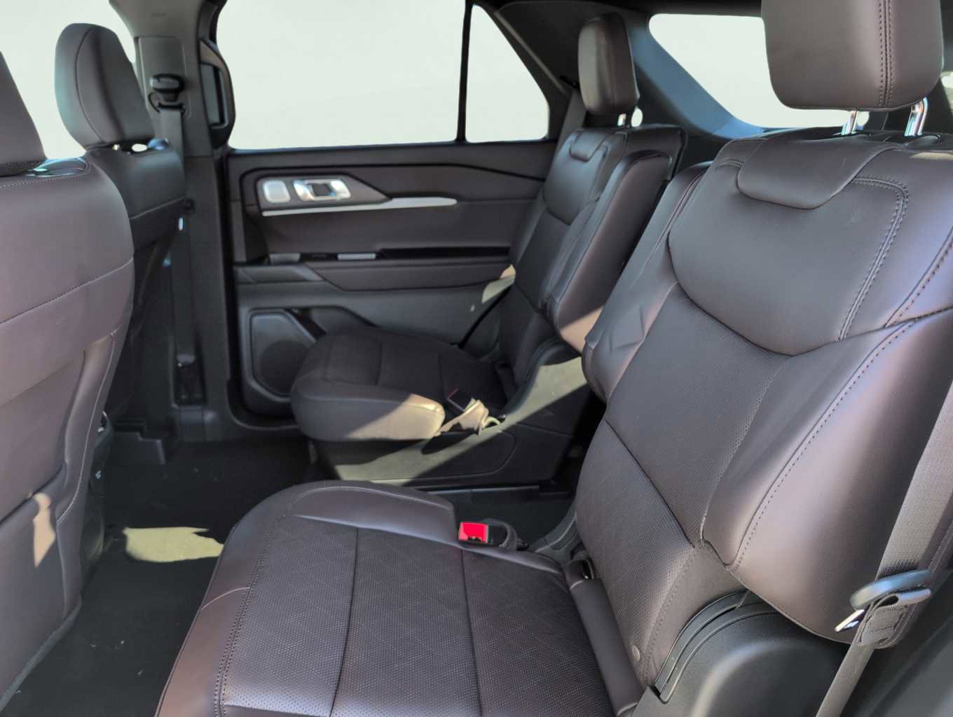 New 2025 Ford Explorer Platinum image 11