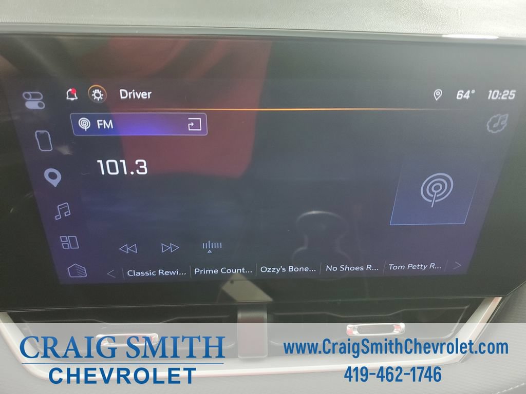 Used 2025 Chevrolet Equinox LT FWD image 22