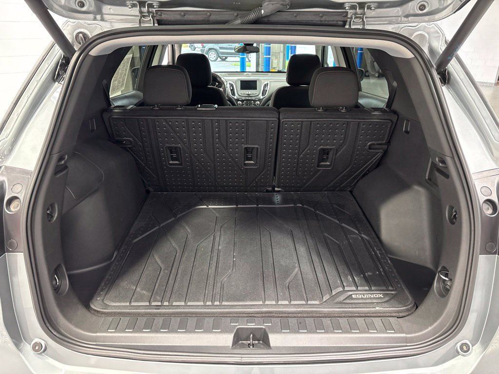 Used 2023 Chevrolet Equinox LT AWD/4WD image 36