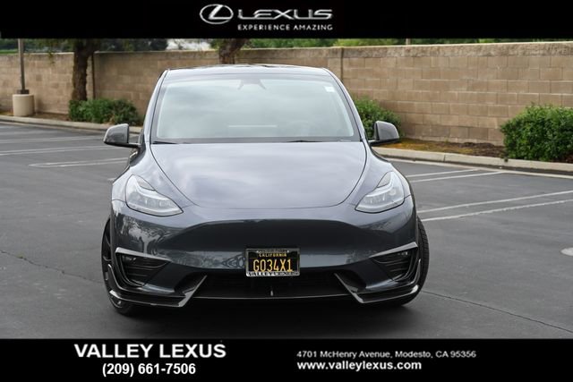Used 2023 Tesla Model Y Performance image 2