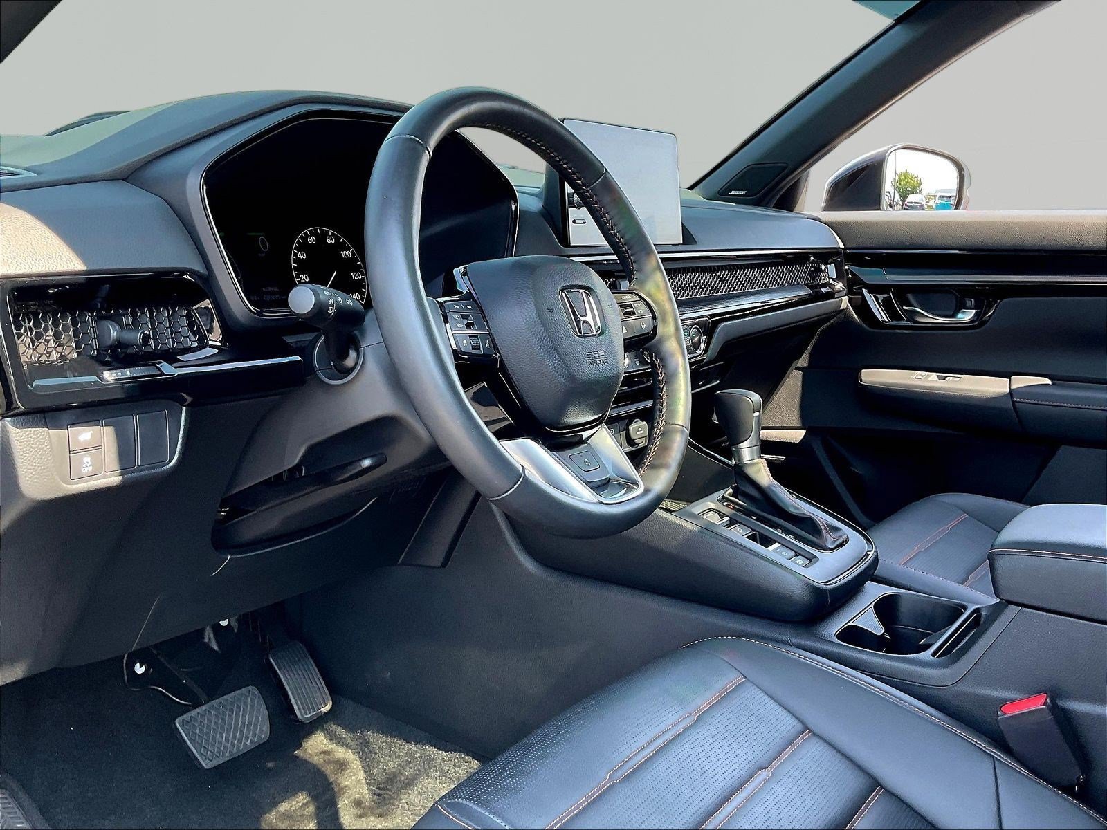 Used 2024 Honda CR-V Sport Touring image 17