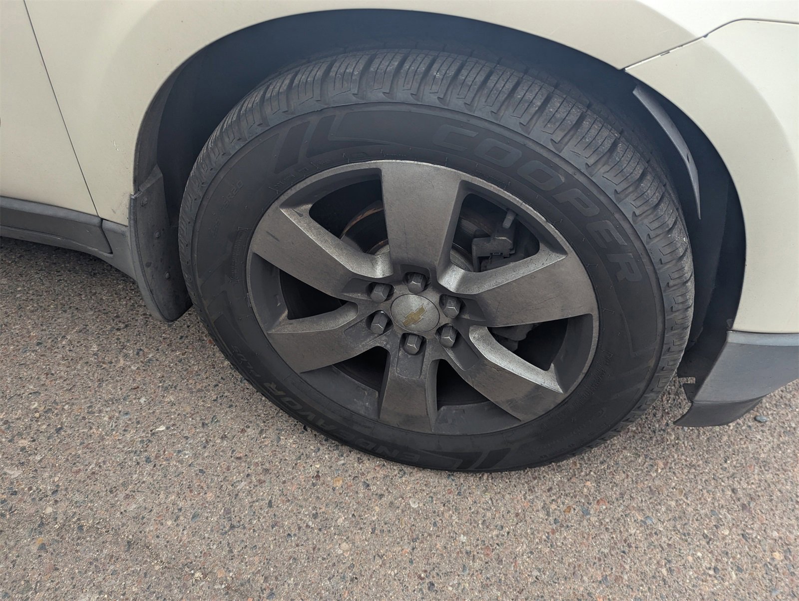 Used 2012 Chevrolet Traverse LT w/ All-Star Edition image 5