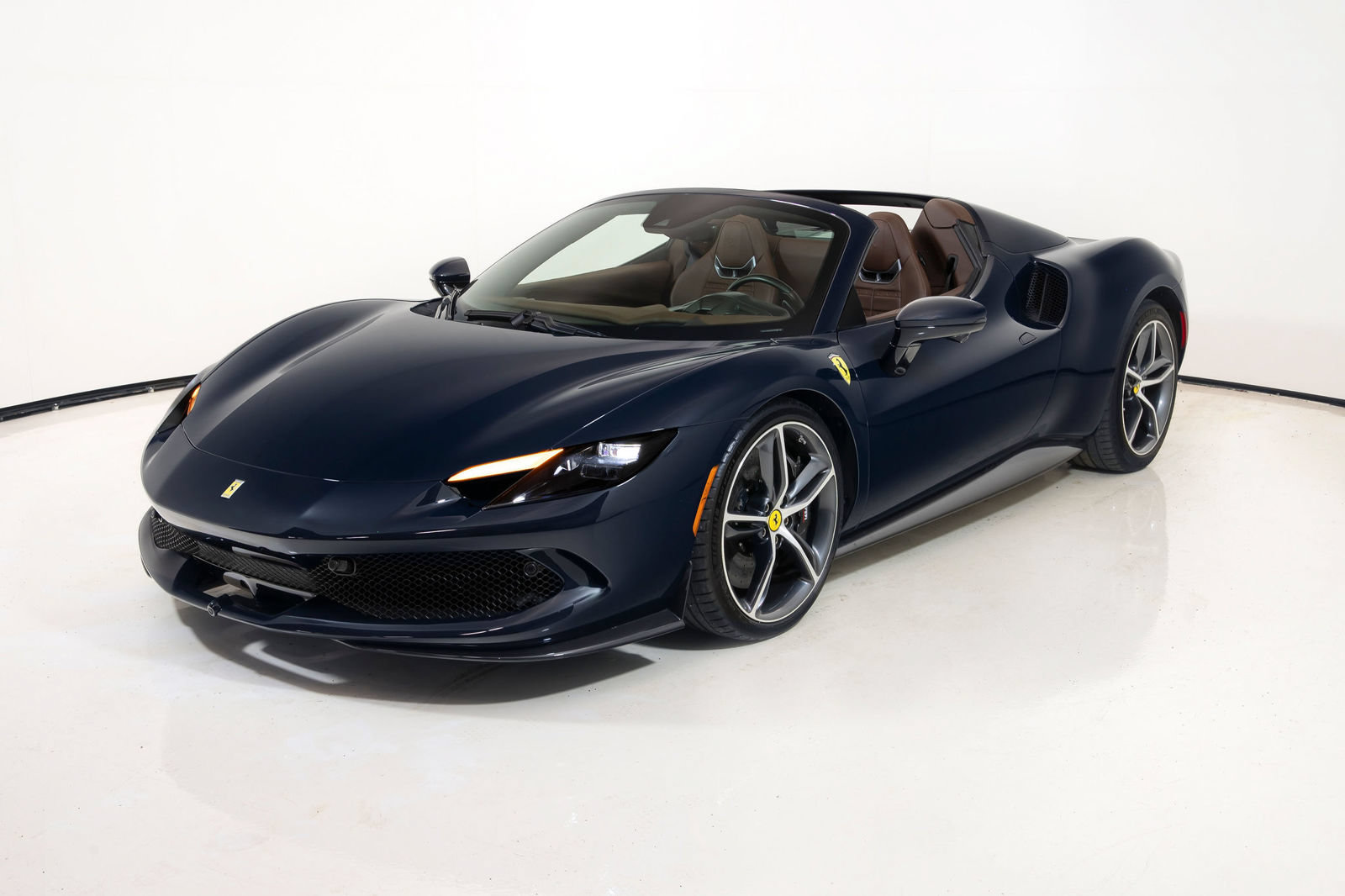 Certified 2023 Ferrari 296 GTS RWD image 6