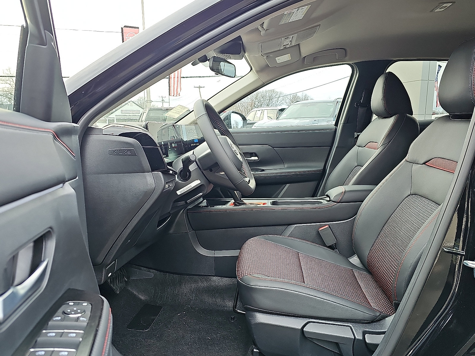 New 2026 Nissan Kicks SR w/ Cold Weather Package AWD/4WD image 10