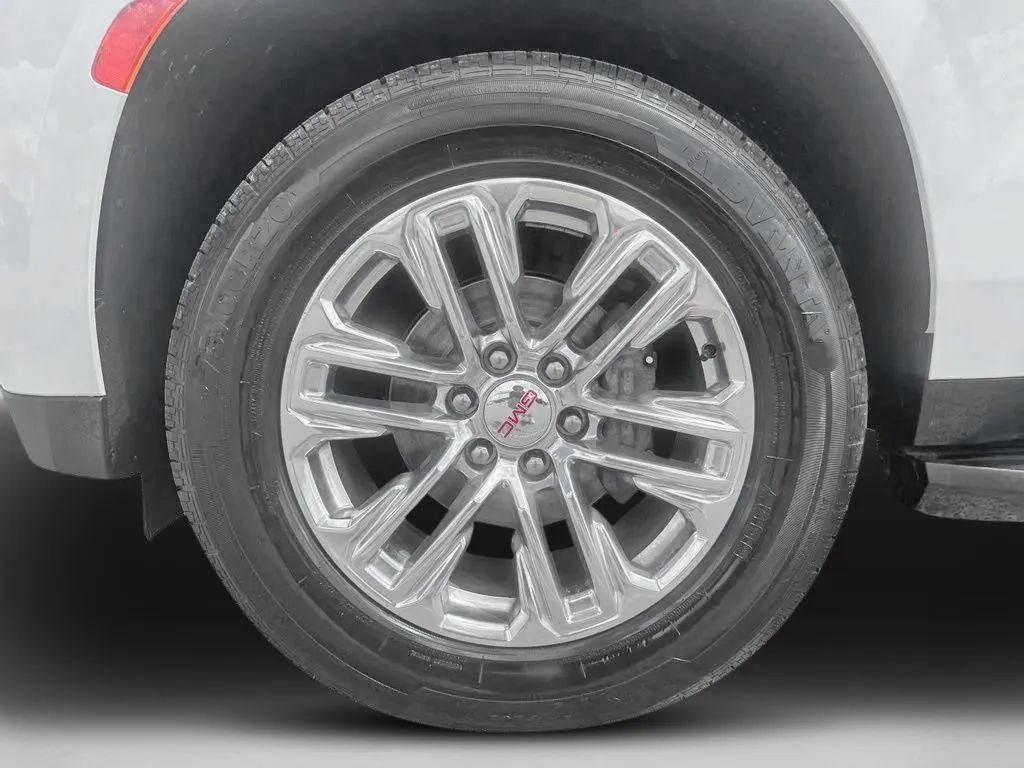 Used 2023 GMC Yukon XL SLT AWD/4WD image 33