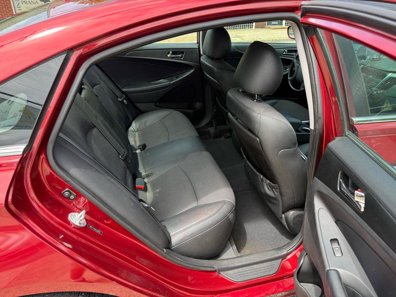 Used 2011 Hyundai Sonata SE FWD image 13