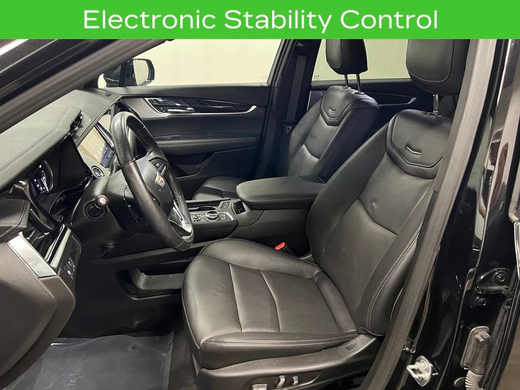 Certified 2024 Cadillac XT6 Premium Luxury w/ LPO, Floor Liner Package AWD/4WD image 27