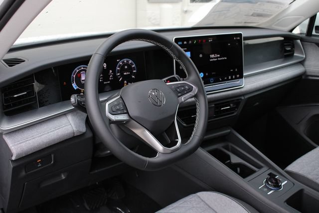 New 2026 Volkswagen Tiguan S AWD/4WD image 2
