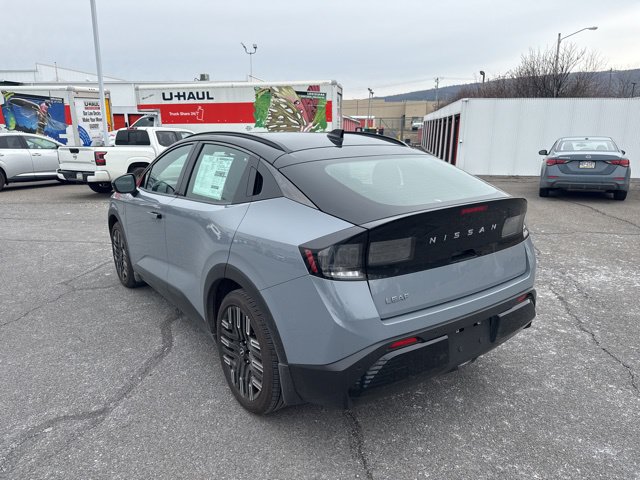 New 2026 Nissan Leaf Platinum+ w/ Cargo Package (Platinum+) FWD image 8