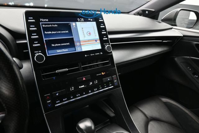 Used 2020 Toyota Avalon XSE w/ All Weather Liner Package FWD image 11
