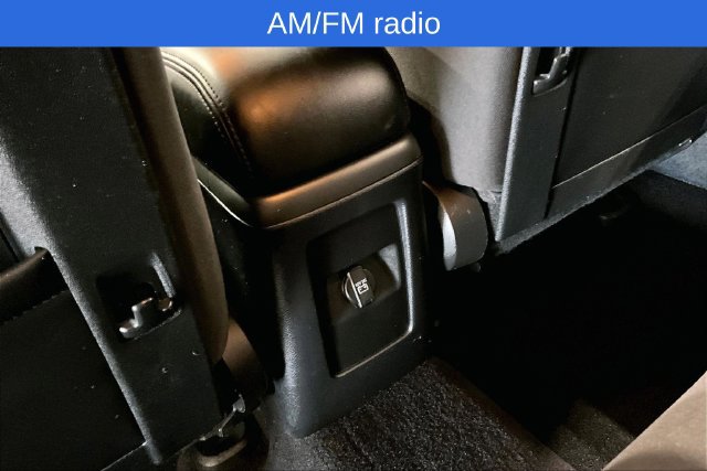 Used 2018 Dodge Journey SXT w/ Premium Group FWD image 13