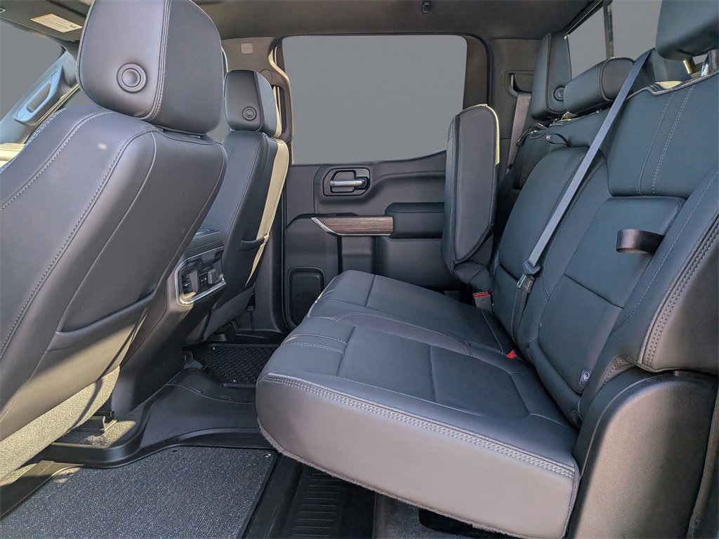 Used 2022 Chevrolet Silverado 1500 High Country w/ Z71 Off-Road Package image 12