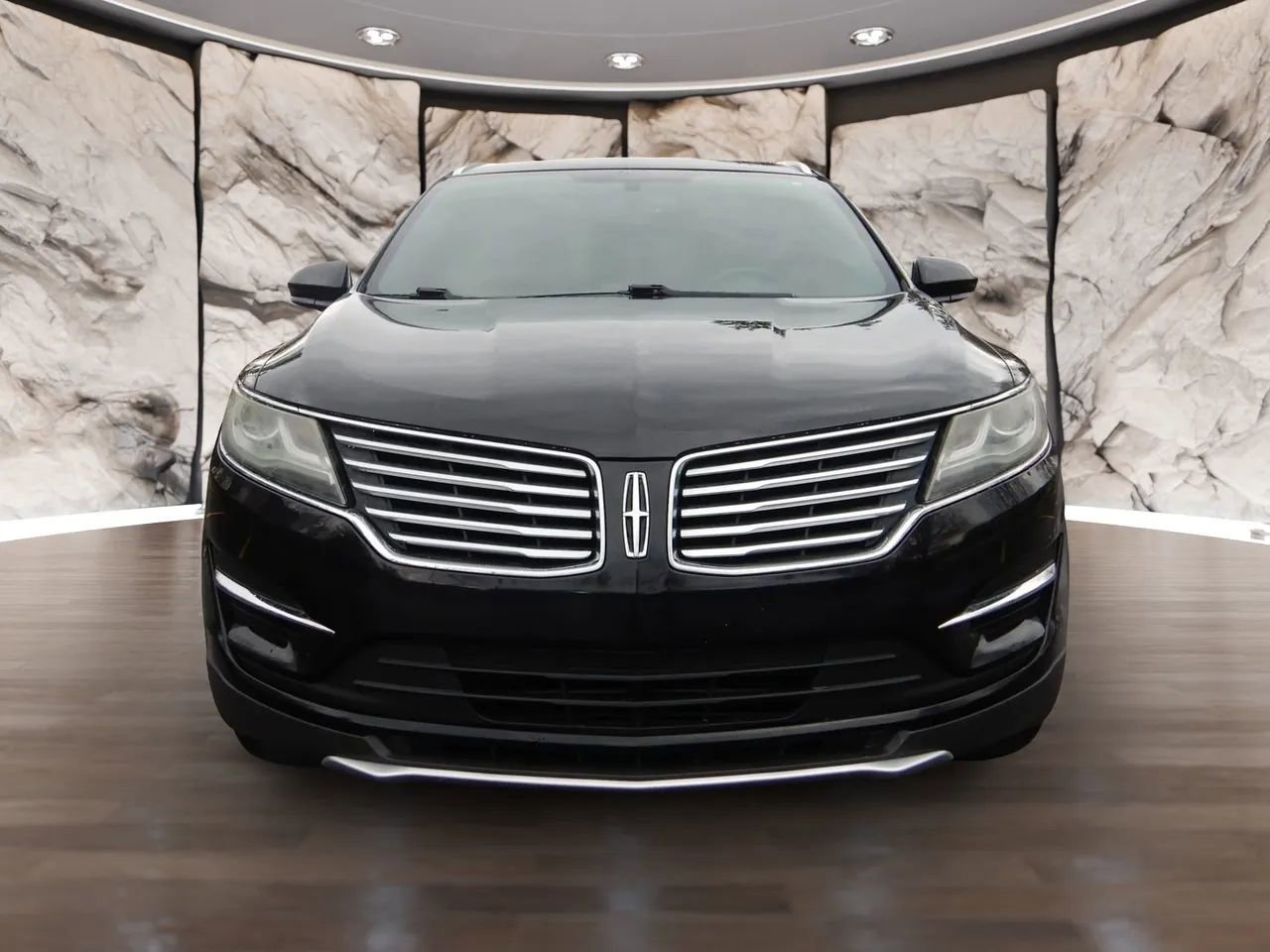 Used 2016 Lincoln MKC Premiere image 2