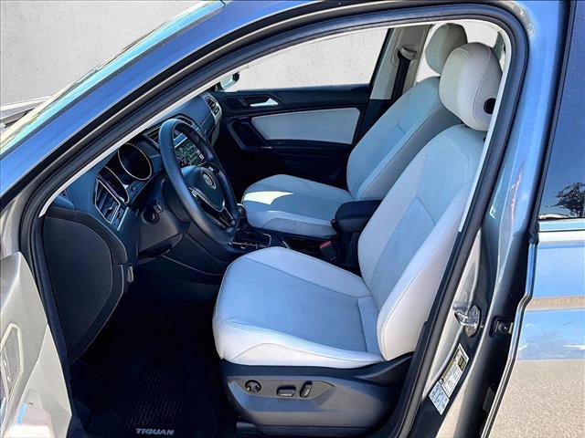 Used 2020 Volkswagen Tiguan SE FWD image 23