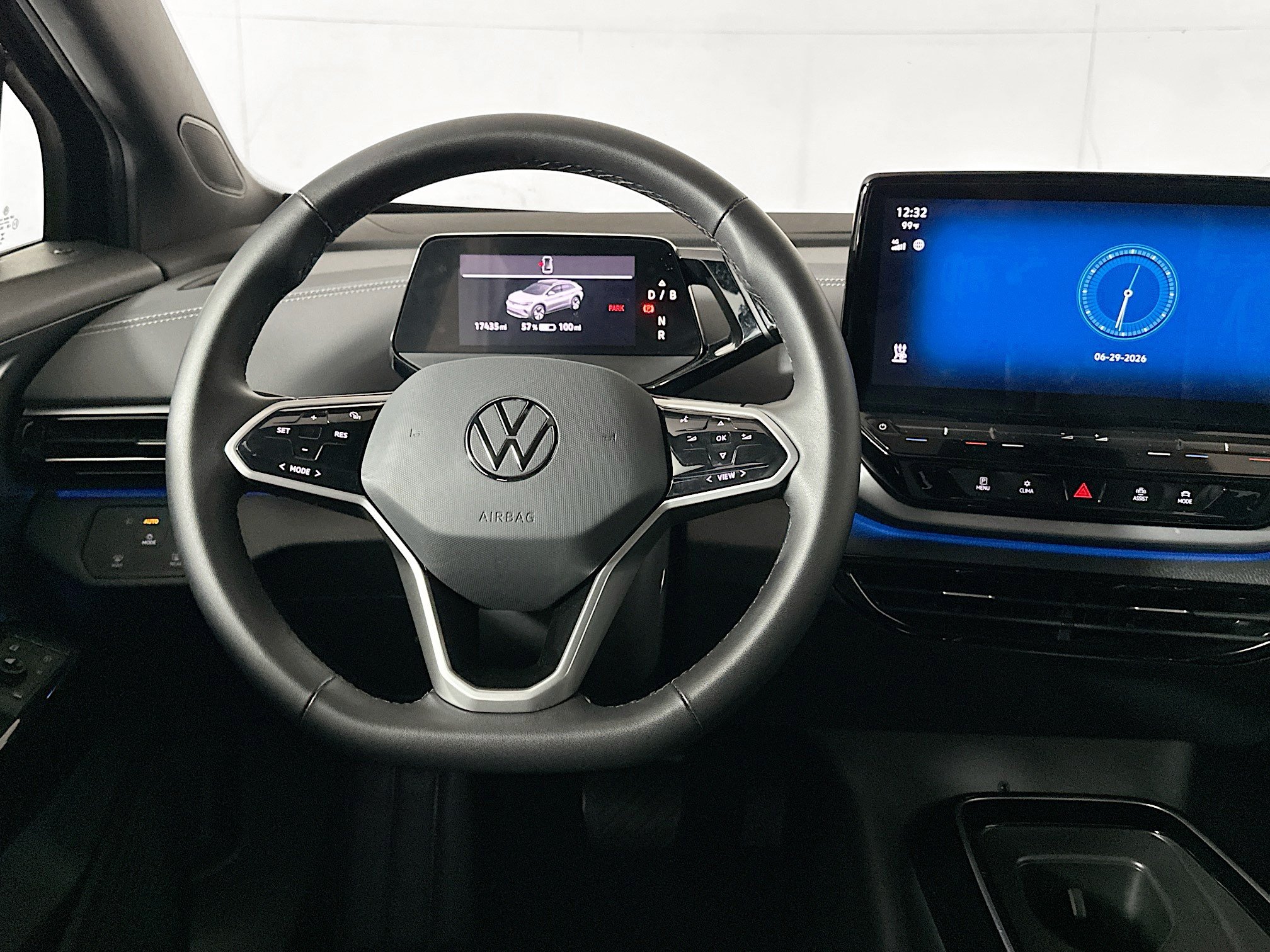 Used 2023 Volkswagen ID.4 2WD image 17