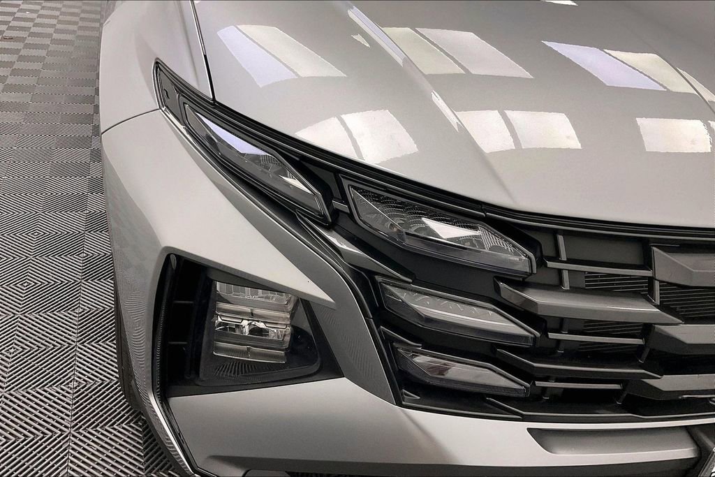 Certified 2026 Hyundai Tucson SE FWD image 24