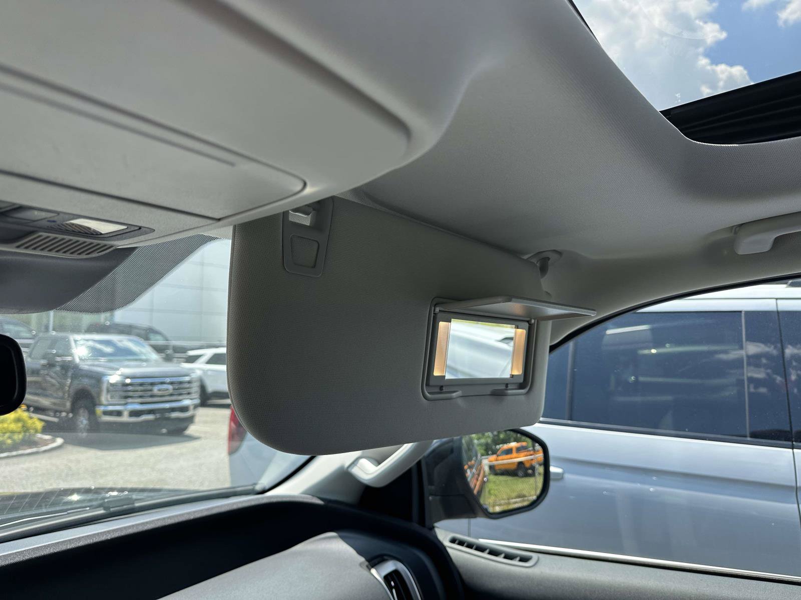 New 2026 Ford Expedition Active AWD/4WD image 16