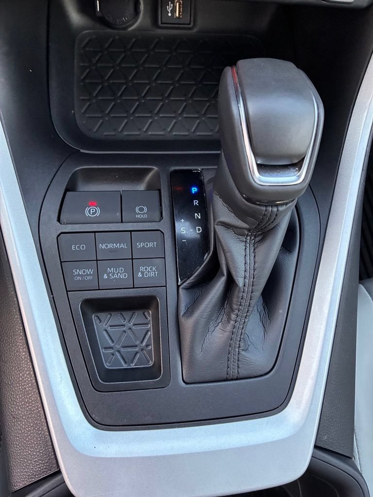Used 2024 Toyota RAV4 XLE Premium w/ Weather Package AWD/4WD image 40