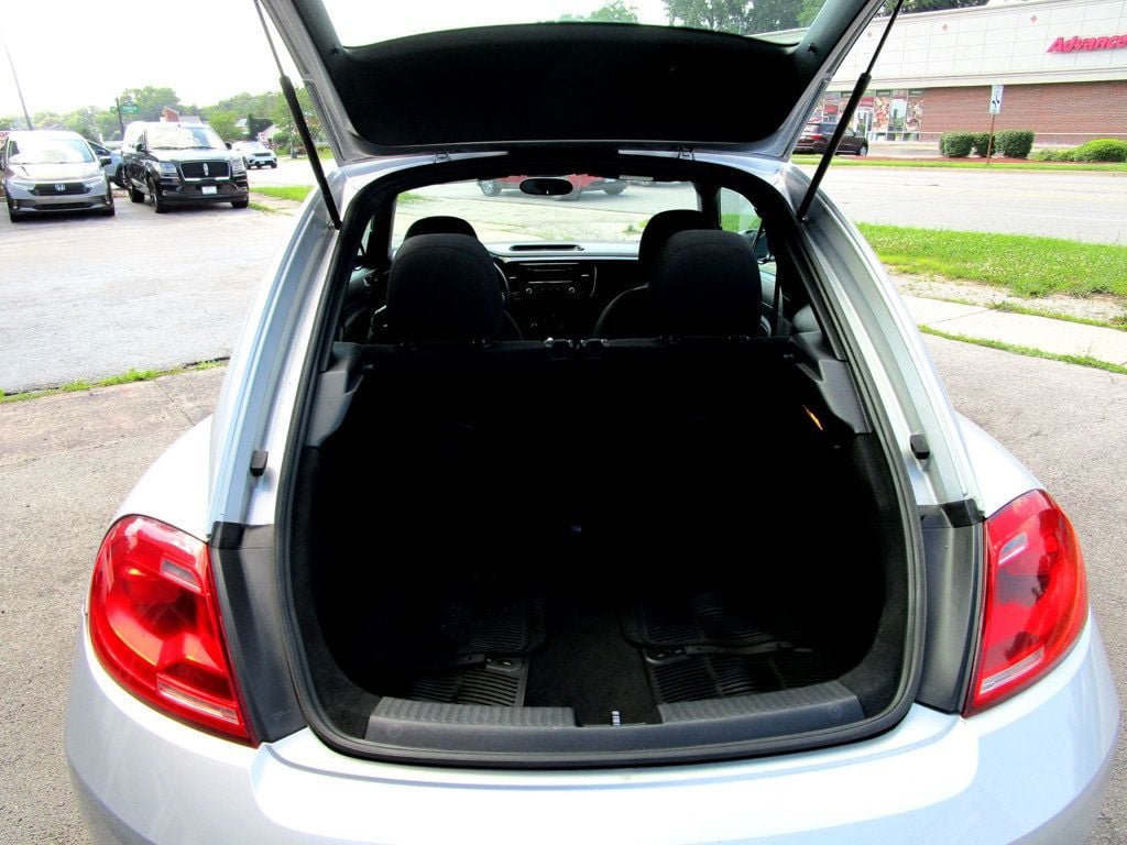 Used 2014 Volkswagen Beetle 1.8T FWD image 14
