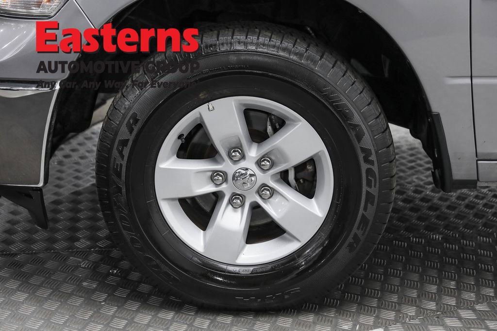 Used 2023 RAM 1500 Classic SLT w/ Trailer & Traction Group image 31