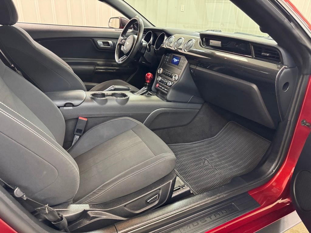 Used 2019 Ford Mustang GT RWD image 23
