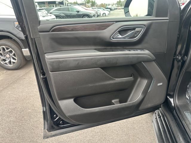 Used 2024 Chevrolet Tahoe LT AWD/4WD image 19