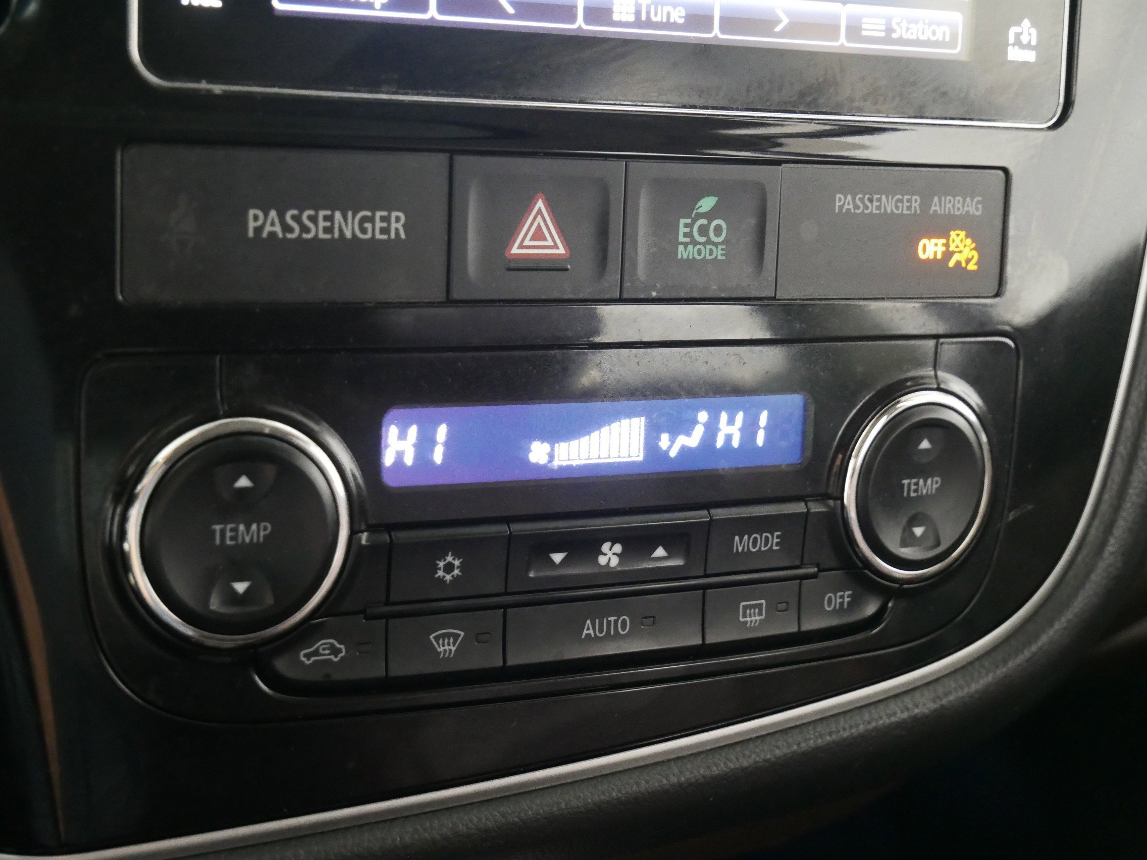 Used 2018 Mitsubishi Outlander GT image 23