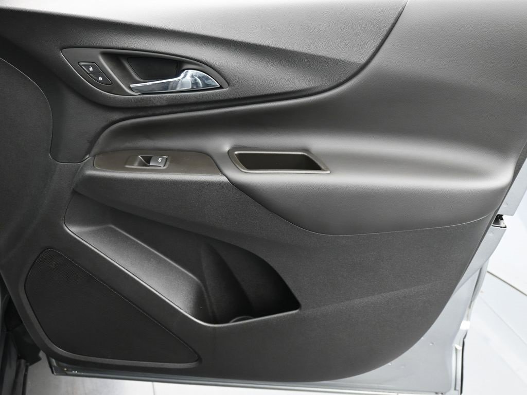 Used 2024 Chevrolet Equinox LT image 17