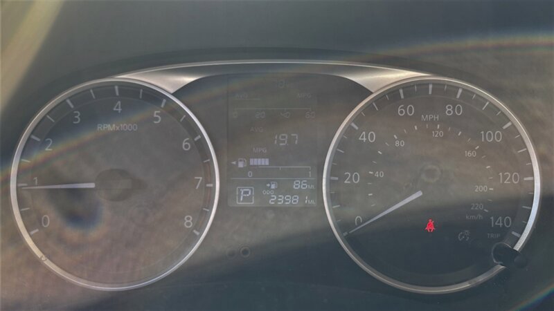Used 2018 Nissan Kicks S FWD image 13