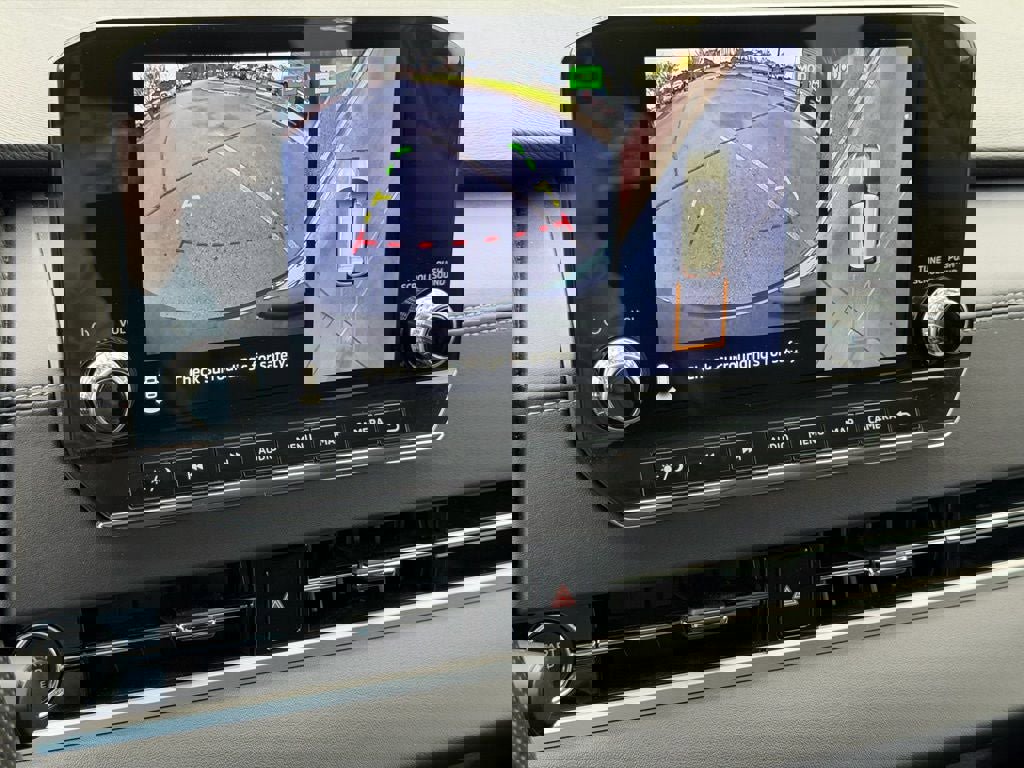 Used 2024 Mitsubishi Outlander SE image 14