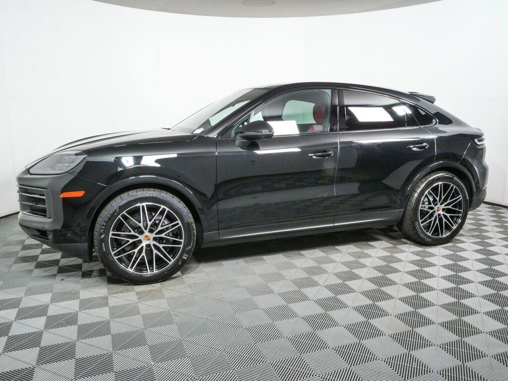 New 2026 Porsche Cayenne Coupe AWD/4WD image 2