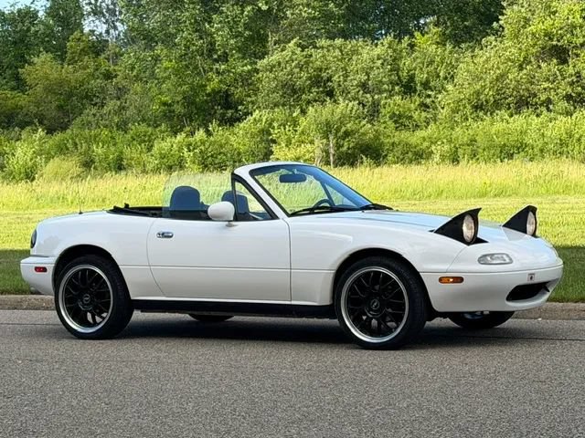 Used 1990 MAZDA MX-5 Miata RWD image 21