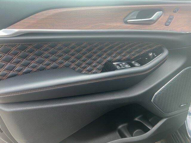 Used 2023 Jeep Grand Cherokee L Summit image 4