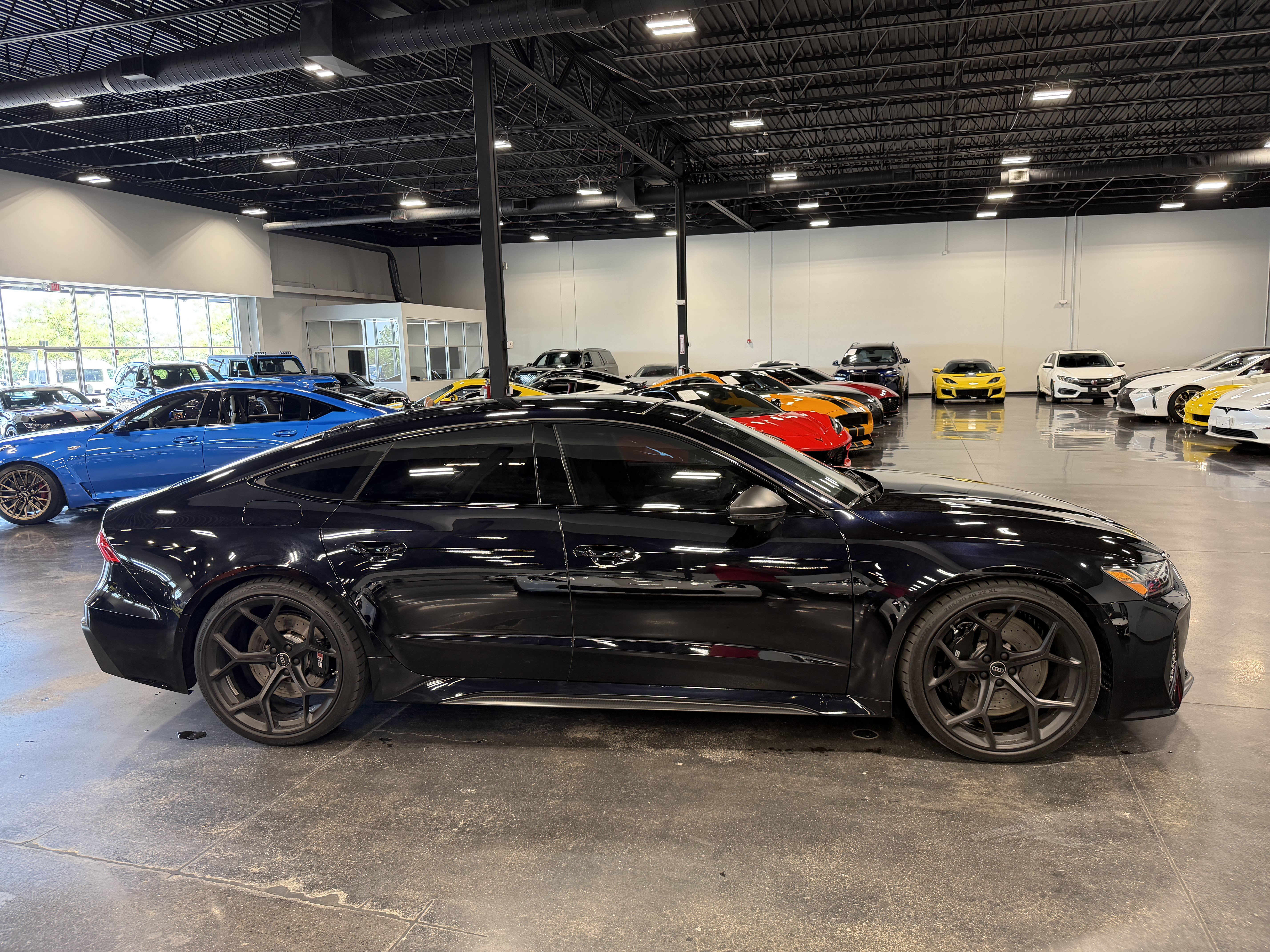 Used 2025 Audi RS 7 Performance AWD/4WD image 8
