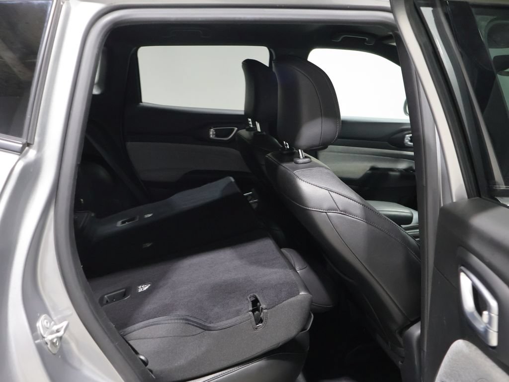 Certified 2023 Jeep Compass Latitude AWD/4WD image 21