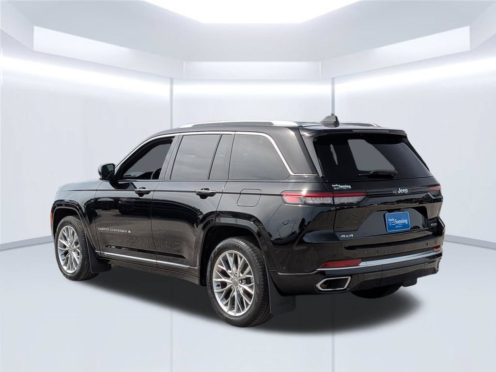 Used 2023 Jeep Grand Cherokee Summit w/ Rear Seat Video Group I AWD/4WD video 3