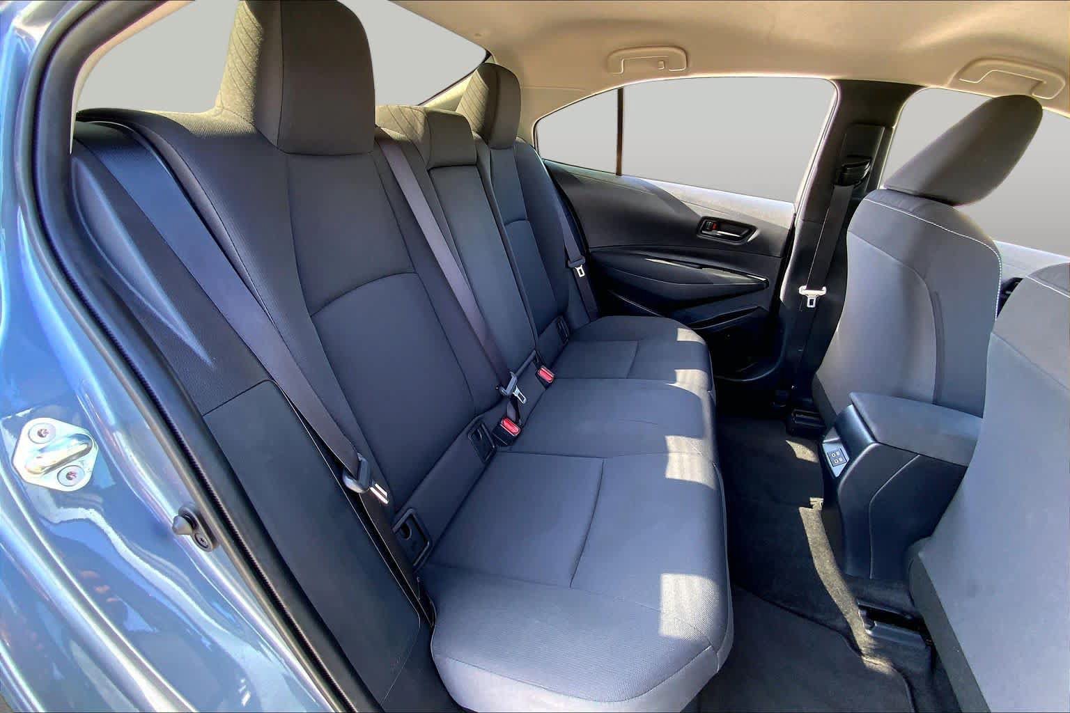 Used 2026 Toyota Corolla LE FWD image 19