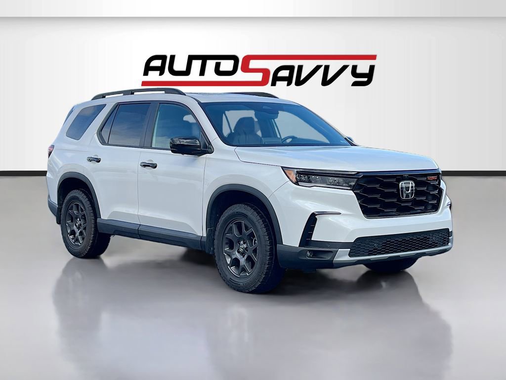 Used 2025 Honda Pilot TrailSport