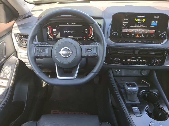 Used 2023 Nissan Rogue Platinum w/ Platinum Premium Package AWD/4WD image 15