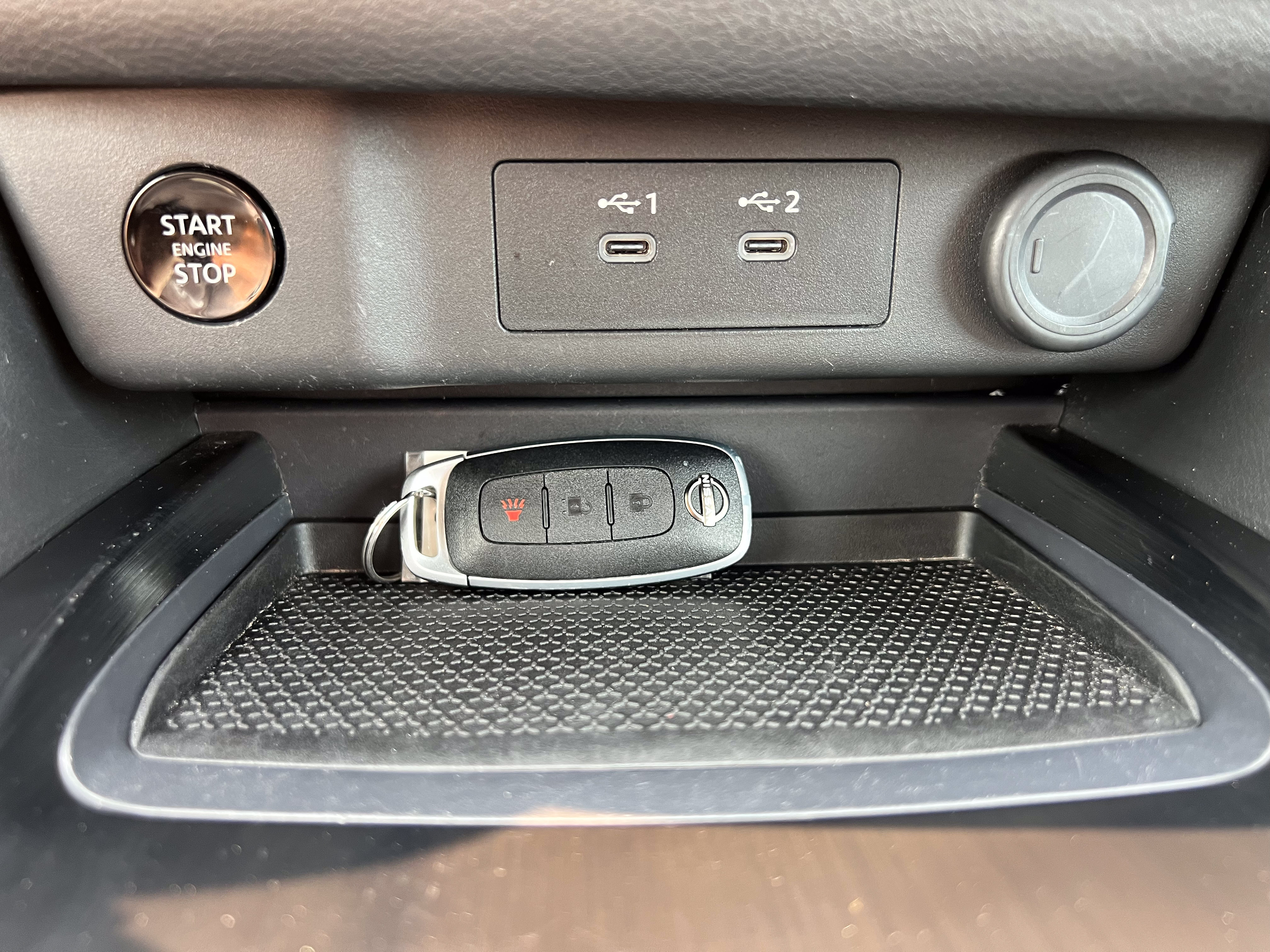 Used 2024 Nissan Rogue S AWD/4WD image 20