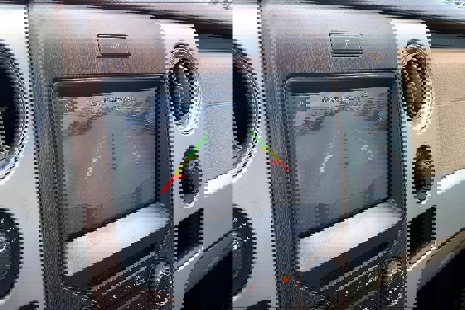 Used 2014 Ford F150 Lariat w/ Equipment Group 502A Luxury AWD/4WD image 25